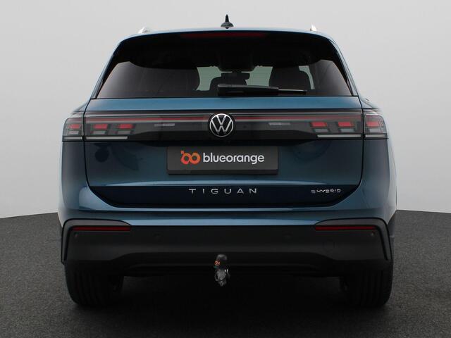 Volkswagen TIGUAN 1.5 eHybrid Life Edition 204PK DSG Trekhaak, 19" LM Velgen, Achteruitrijcamera, Side Assist, Navi via Apple Carplay/Android Auto, Keyless, Stoel-Stuurverwarming, Elektr. Achterklep, Adaptieve Cruise Control