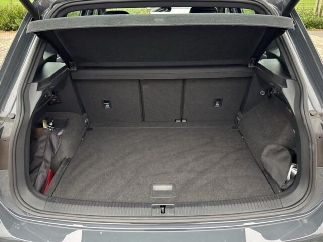 Volkswagen TIGUAN 2.0 TSI DSG R-LINE 4MOTION PANO.DAK/CAMRA/NAVI/ACC/STOEL+STUURVERW.