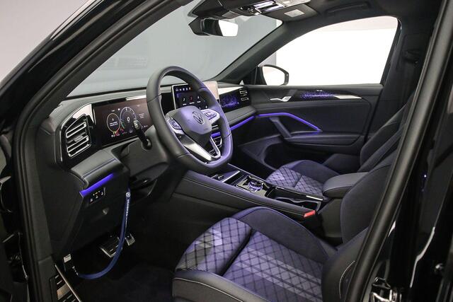 Volkswagen TIGUAN R-Line Edition 1.5 TSI eHybrid 272pk DSG Automaat Trekhaak, Panoramadak, Adaptive cruise control, 360 camera, Achteruitrijcamera