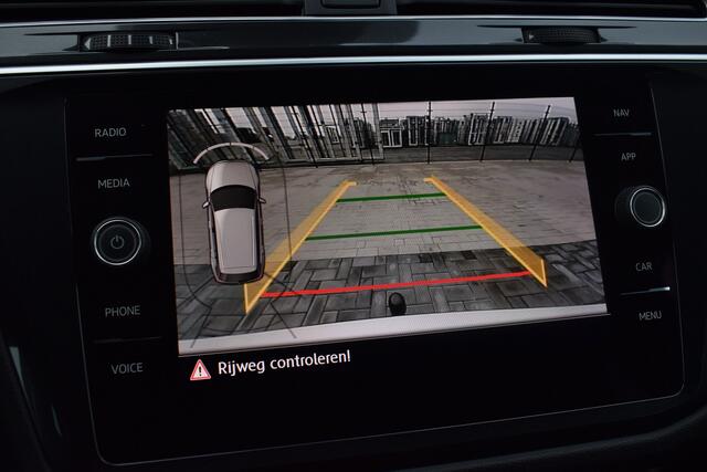 Volkswagen TIGUAN 1.4 TSI 150pk DSG R-line | Camera | Trekhaak