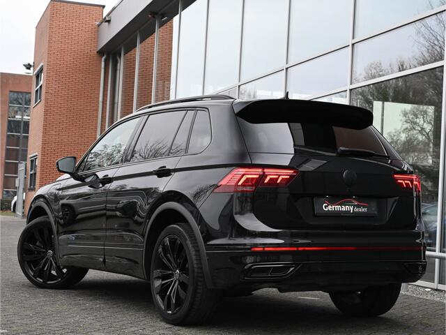 Volkswagen TIGUAN 1.4TSI E-Hybrid 245pk R-Line Pano Head-Up IQ-light 20-Inch Tr-haak Camera