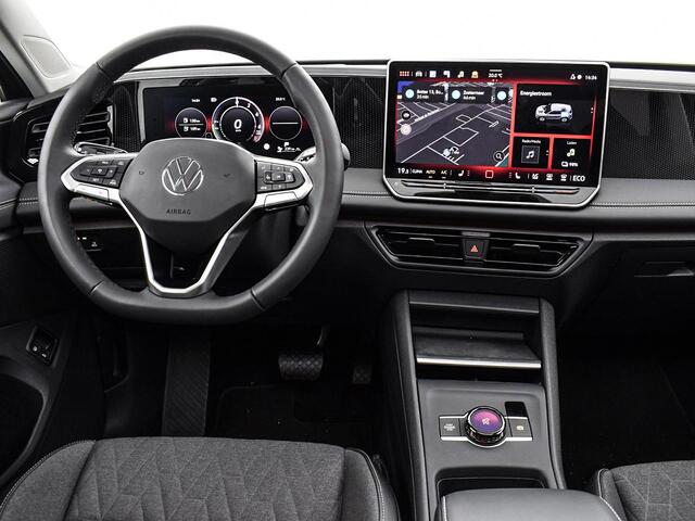 Volkswagen TIGUAN 1.5 eHybrid Life Edition 204PK l Assistance plus l Panoramadak l 19" Catania l Design pakket