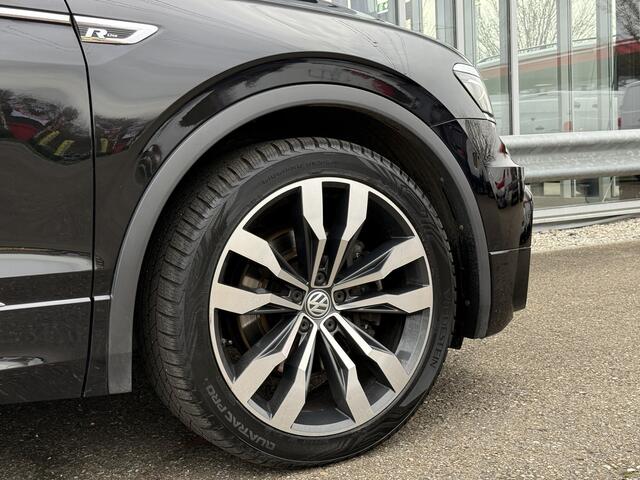 Volkswagen TIGUAN 2.0 TDI 4Motion R-line | Grijs kent. | Pano | Virutal | ACC | Trekhaak