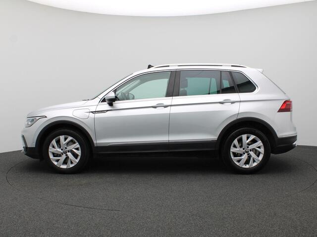 Volkswagen TIGUAN 1.4 TSI eHybrid Elegance SOH 100%, Pano-Schuifdak, Trekhaak, Keyless, Elektr. Achterklep, Matrix LED-Verlichting, Side Assist, 18" LM Velgen
