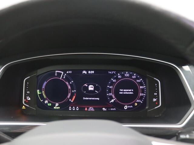 Volkswagen TIGUAN 1.4 TSI eHybrid Elegance SOH 100%, Pano-Schuifdak, Trekhaak, Keyless, Elektr. Achterklep, Matrix LED-Verlichting, Side Assist, 18" LM Velgen