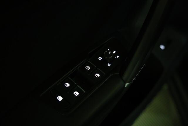 Volkswagen TIGUAN Allspace 1.5 TSI R-Line 7p. DSG VIRTUAL CARPLAY ACC PANO PDC CAMERA '20