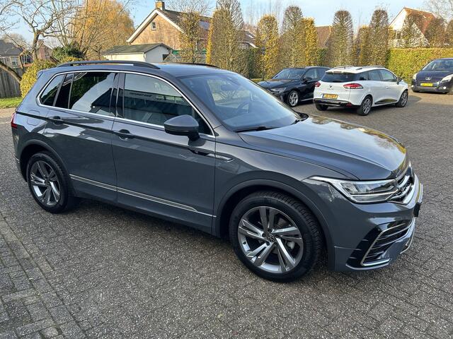Volkswagen TIGUAN 1.5 TSI R-Line Business