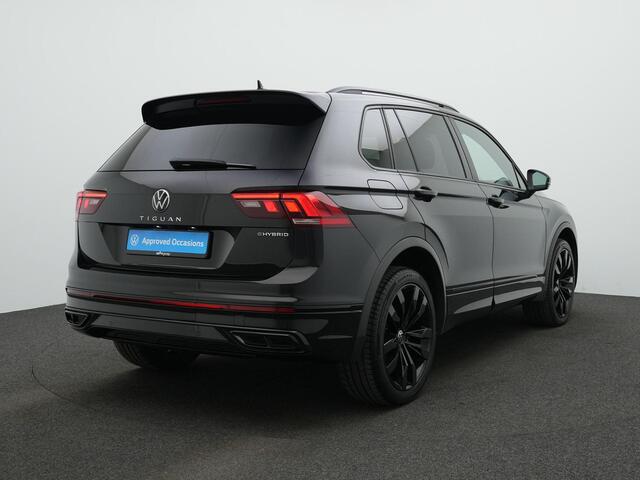 Volkswagen TIGUAN 1.4 TSI eHybrid 245 pk DSG R-Line | Navigatie Discover Pro | Adaptief onderstel | Stuur-/achterbankverwarming | Achteruitrijcamera