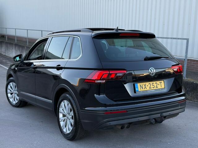 Volkswagen TIGUAN 1.4 TSI Comfortline | Navigatie | Panoramadak | Ergo-Active Stoe
