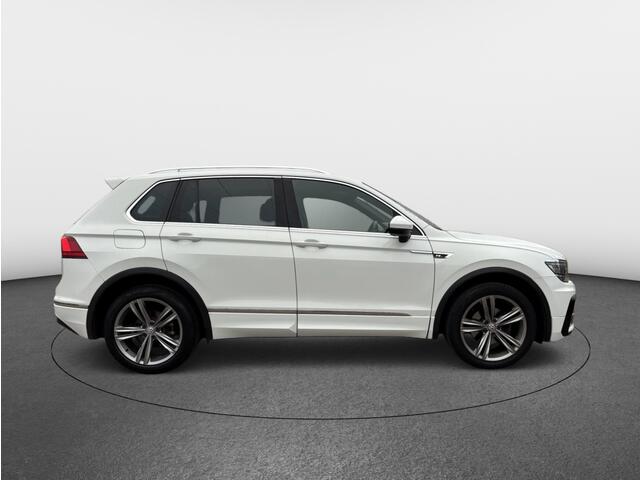 Volkswagen TIGUAN 1.4 TSI Conneted Series R-line | Panoramadak| Ledplus