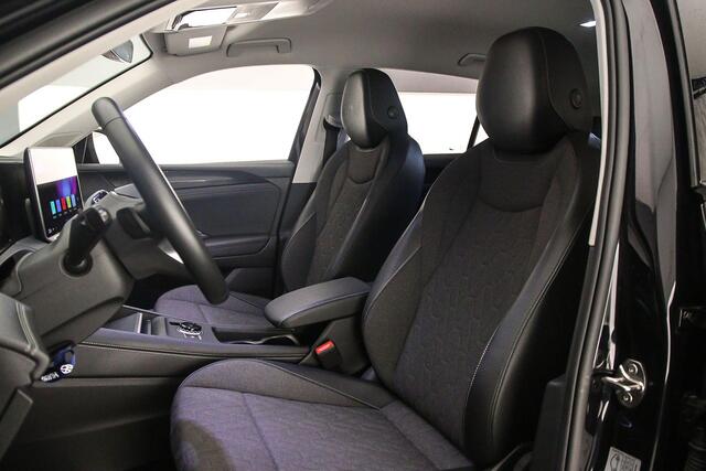 Volkswagen TIGUAN Life Edition 1.5 eTSI 150pk DSG Automaat Trekhaak, Adaptive cruise control, Elektrische achterklep, Achteruitrijcamera, Navigatie, LED koplampen