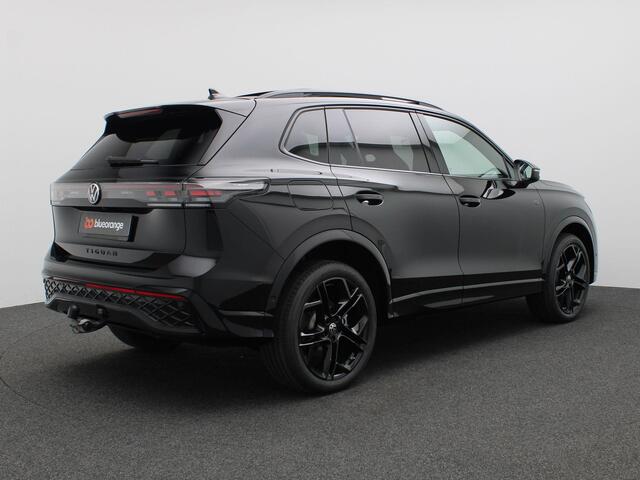 Volkswagen TIGUAN 1.5 eHybrid R-Line Edition 272PK DSG Pano-Schuifdak, Black Style, Achteruitrijcamera, Trekhaak, 20" LM Velgen, Keyless, Side Assist, Navi via Apple Carplay/Android Auto, Stoel-Stuurverwarming