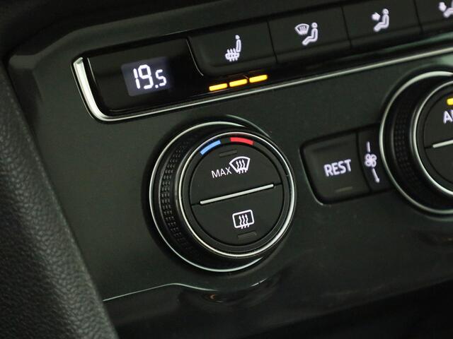 Volkswagen TIGUAN 1.5TSI/150PK ACT Highline DSG · Navigatie · Apple/Android Car Play · Trekhaak · Stoelverwarming ·