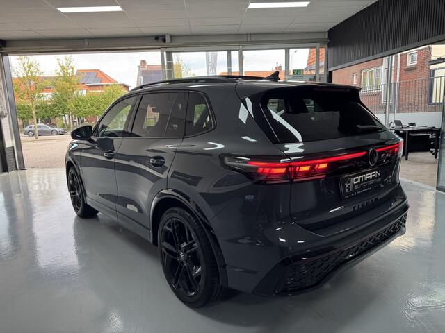 Volkswagen TIGUAN 1.5 eTSI R-Line PANO HUD 360 LANE