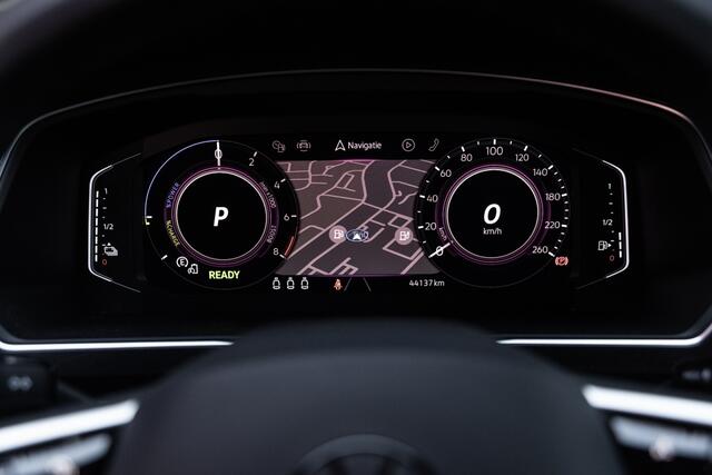 Volkswagen TIGUAN 1.4 TSI eHybrid R Line | Leder | Memory | 360 Cam | Trekhaak |