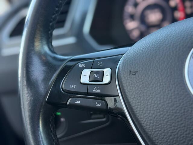 Volkswagen TIGUAN 1.4 TSI Comfortline | Navigatie | Panoramadak | Ergo-Active Stoe