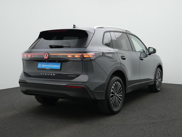 Volkswagen TIGUAN 1.5 eHybrid 204 pk DSG Life | Trekhaak | Adaptief onderstel | Stuur-/achterbankverwarming | Achteruitrijcamera