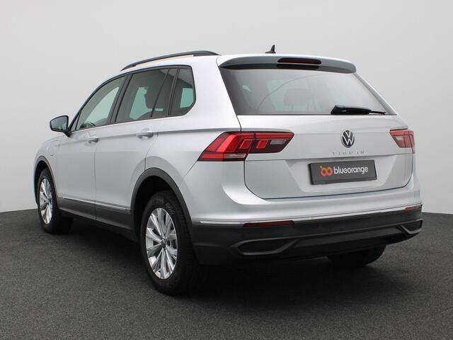 Volkswagen TIGUAN 1.4 TSI eHybrid Life 245PK DSG SOH 90%, PDC Voor en Achter, Navi via Apple Carplay/Android Auto, Digital Cockpit, Adaptieve Cruise Controle