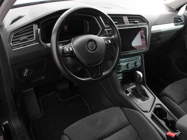 Volkswagen TIGUAN 1.5 TSI Comfortline Team DSG Navigatie Camera Lane Assist Virtual Cockpit Winterpakket Adaptive Cruise control LMV Velgen