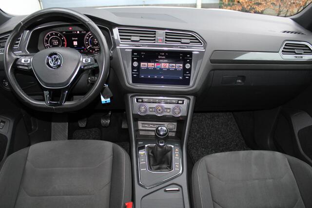 Volkswagen TIGUAN 1.4 TSI Highline Business R-Line | Incl. 12 maanden Garantie | Panorama dak | Stoelverwarming | Achteruitrijcamera | Elektrische kofferbakklep | Adaptive cruise controle | DAB | Apple CarPlay/Android Auto | Virtual cockpit | Climate controle | Navigatie |