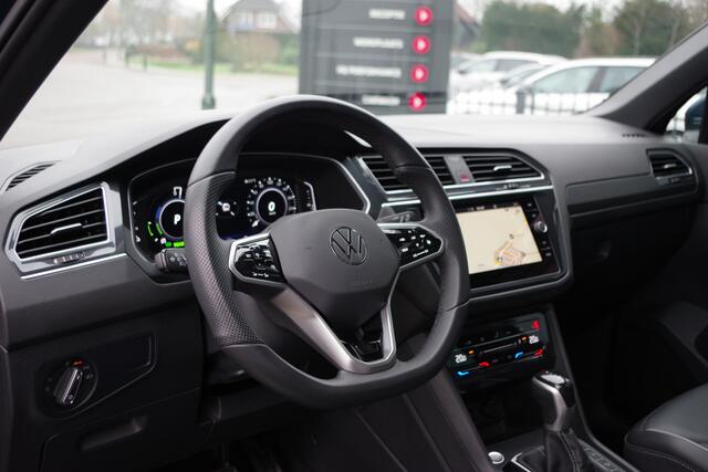 Volkswagen TIGUAN 1.4 TSI eHybrid 245 PK R-Line BNS+, Panoramadak, Leder, Matrix-LED, Adap. Cruise Control