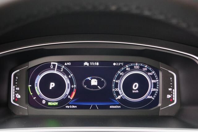 Volkswagen TIGUAN 1.4 TSI eHybrid 245 PK R-Line BNS+, Panoramadak, Leder, Matrix-LED, Adap. Cruise Control