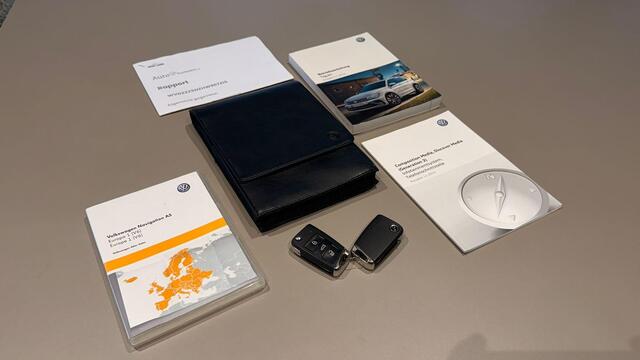 Volkswagen TIGUAN 2.0 TSI 4Motion Highline + TREKHAAK / CAMERA / STOELVERWARMING