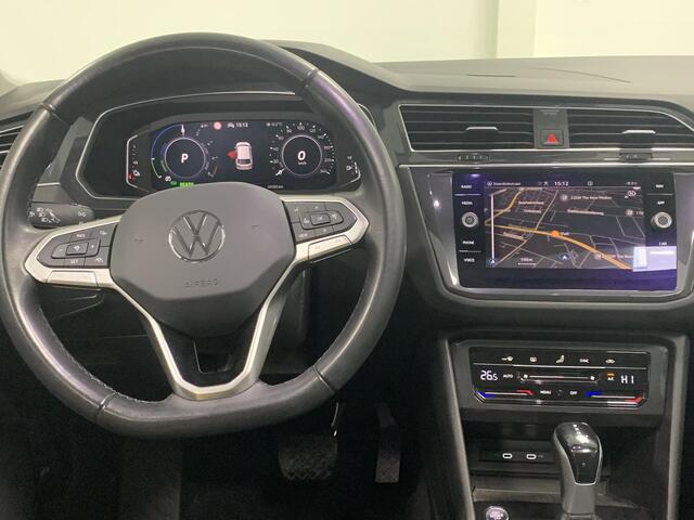 Volkswagen TIGUAN 1.4 TSI eHybrid R-Line Business+ PANORAMADAK | NAVIGATIE | ACHTERUITRIJCAMERA