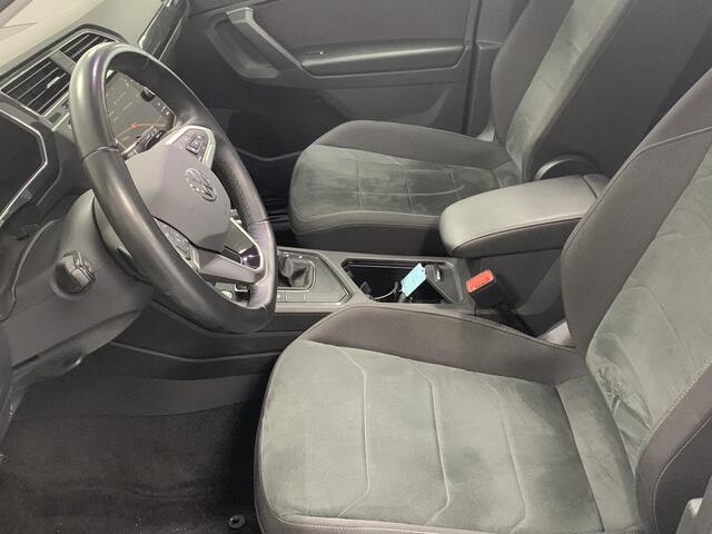 Volkswagen TIGUAN 1.4 TSI eHybrid R-Line Business+ PANORAMADAK | NAVIGATIE | ACHTERUITRIJCAMERA