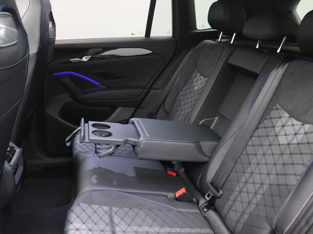 Volkswagen TIGUAN 1.5 eHybrid R-Line Business 204PK DSG Pano-Schuifdak, Black Style, Trekhaak, 20" LM Velgen, Keyless, Navi via Apple Carplay/Android Auto, Stoel-Stuurverwarming