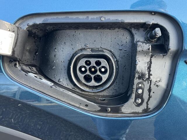 Volkswagen TIGUAN 1.4 TSI eHybrid PHEV SUPER COMPLEET| SCHUIF/ KANTELDAK| DODE HOEK| ELEK. ACHTERKLEP| DIG. DASH | CAMERA| STOELVERWARMING| RIJKLAAR GELEVERD INCL. 12 MND BOVAG GARANTIE