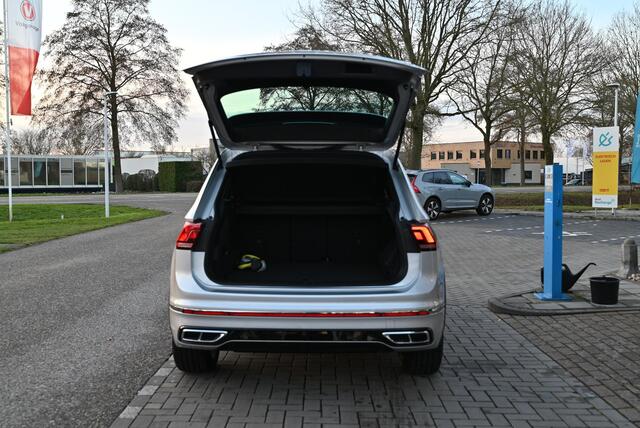 Volkswagen TIGUAN 1.4 TSI eHybrid R-Line Business+