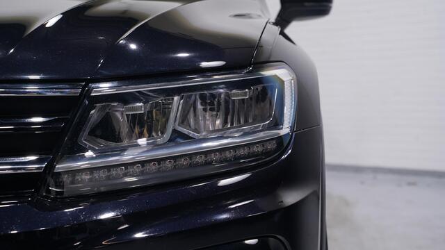 Volkswagen TIGUAN 1.5 TSI Comfortline Business 1e eigenaar NAP R-Line 19-inch lmv digitale-cockpit PDC v+a Distance controle Climate-controle Privat-glas DAB Navi full Park-pilot elektrische achterklep