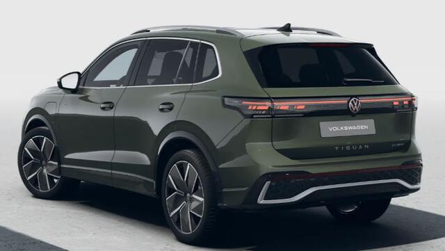 Volkswagen TIGUAN 1.5 eHybrid R-Line Edition / Panoramadak / Head-Up Display / Matrix Led / 20'' LMV / VW