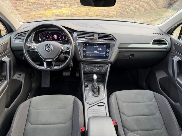 Volkswagen TIGUAN 1.5 TSI DSG HIGHLINE Panodak Trekhaak Virtueel