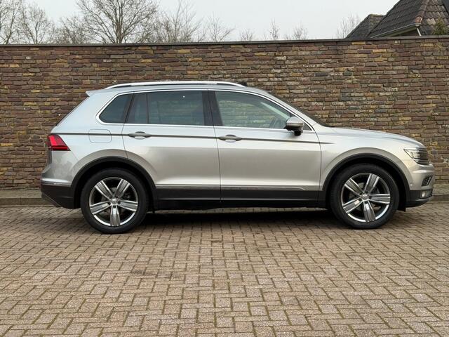 Volkswagen TIGUAN 1.5 TSI DSG HIGHLINE Panodak Trekhaak Virtueel