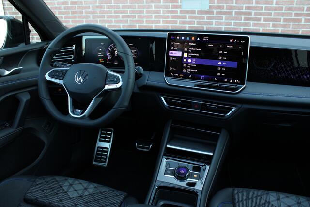 Volkswagen TIGUAN 1.5 eTSI 150PK DSG R-Line |PANO|BLACK-STYLE|TREKHAAK|IQ.DRIVE|CAMERA|