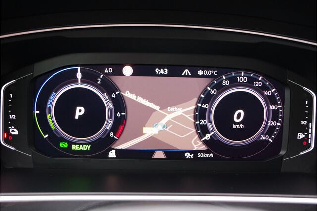 Volkswagen TIGUAN 1.4 TSI 245 PK eHybrid R-Line BNS+ PHEV, Panoramadak, Trekhaak, IQ-Light