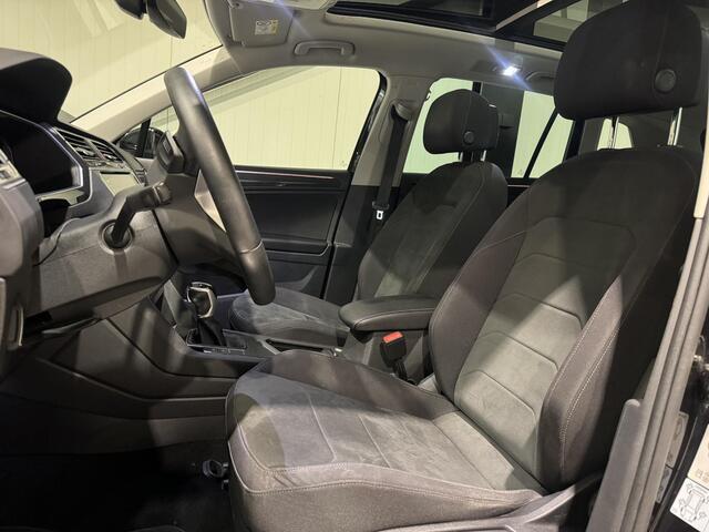 Volkswagen TIGUAN 1.4 TSI eHybrid Elegance Aut. | panorama | virtual-dash | trekhaak |