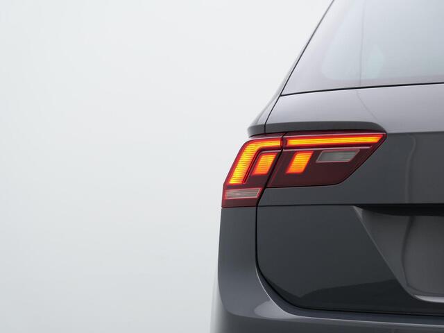 Volkswagen TIGUAN 1.4 TSI eHybrid 245 pk DSG Life Business | Stuur-/stoelverwarming | Achteruitrijcamera | Adaptive Cruise | Navigatie