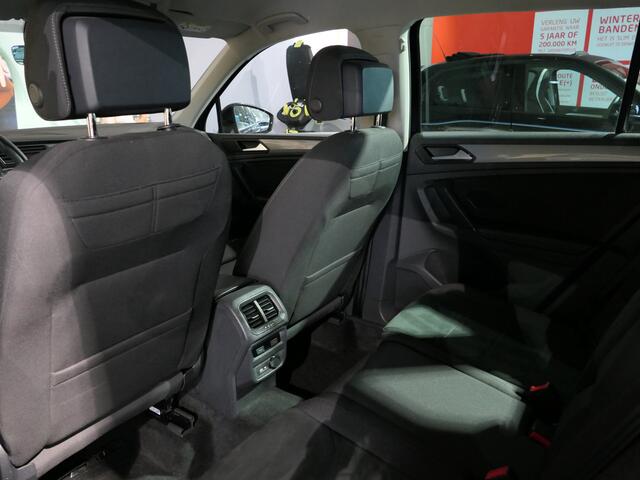 Volkswagen TIGUAN 1.5 TSI Life Business - Occasion Lease vanaf ¤814 p/m - *Afneembare trekhaak!* - Stuur en stoelverwarming - cruise - elektrische achterklep
