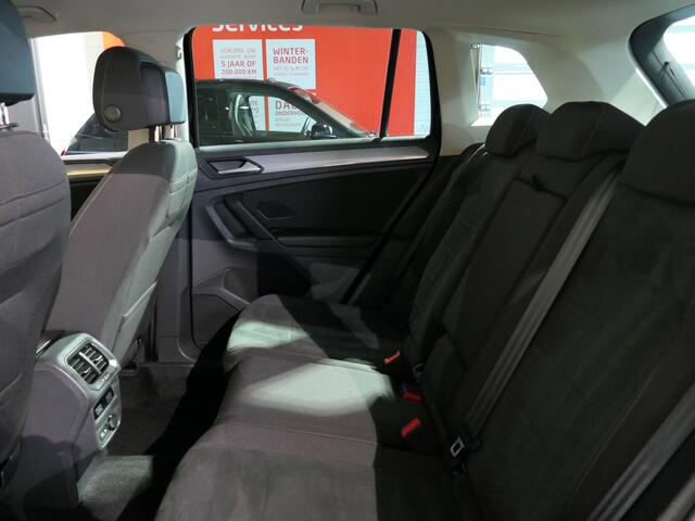 Volkswagen TIGUAN 1.5 TSI Life Business - Occasion Lease vanaf ¤814 p/m - *Afneembare trekhaak!* - Stuur en stoelverwarming - cruise - elektrische achterklep