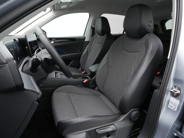 Volkswagen TIGUAN 1.5 eHybrid 204 pk DSG Life | Trekhaak | Adaptief onderstel | Stuur-/achterbankverwarming | Achteruitrijcamera