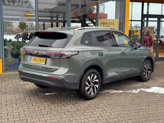 Volkswagen TIGUAN 1.5 eTSI Life Edition - schuif/kanteldak - winterpakket - camera