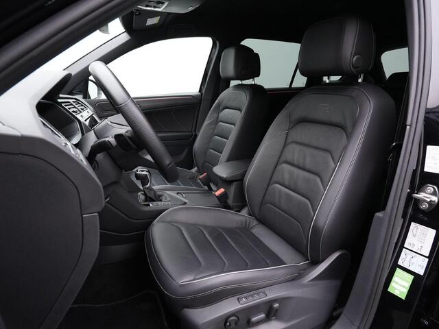 Volkswagen TIGUAN 1.4 TSI eHybrid 245 pk DSG R-Line | Navigatie Discover Pro | Leder | Geheugenstoelen | Adaptief onderstel | 360 camera | IQ Light