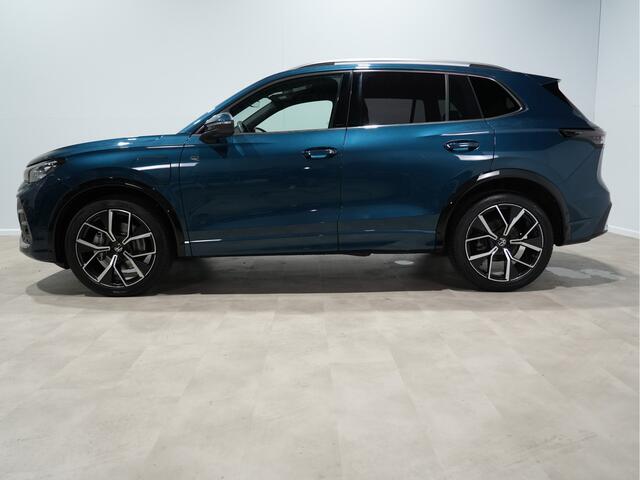 Volkswagen TIGUAN 1.5 eHybrid 204pk R-Line Business Trekhaak Navigatie Camera Acc Massage Android/Carplay 19