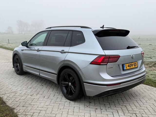 Volkswagen TIGUAN Allspace 1.5 TSI Highline 7persoons . Pano Virtual clock leer Cruise Pdc Trekhaak