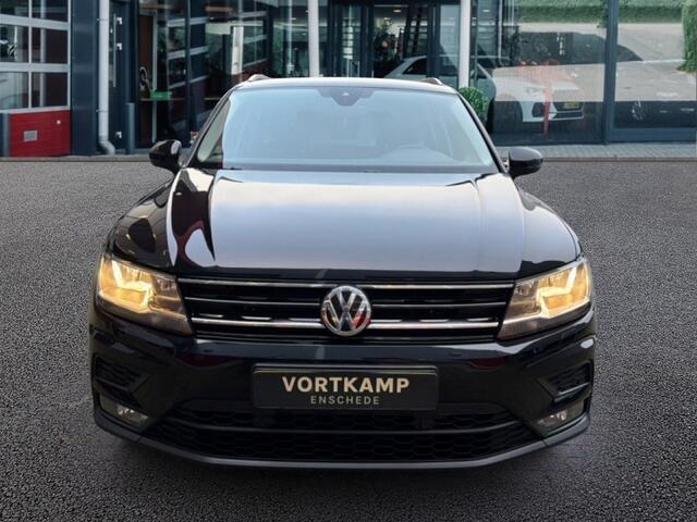 Volkswagen TIGUAN 2.0 TDI DSG COMFORTLINE TREKHAAK/PDC/ACC/STOELVERW/NAVI