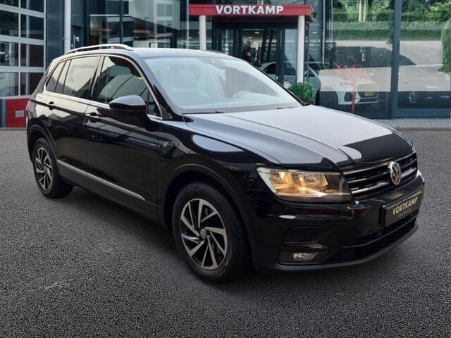 Volkswagen TIGUAN 2.0 TDI DSG COMFORTLINE TREKHAAK/PDC/ACC/STOELVERW/NAVI