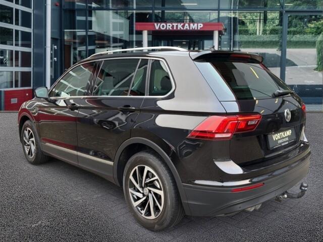 Volkswagen TIGUAN 2.0 TDI DSG COMFORTLINE TREKHAAK/PDC/ACC/STOELVERW/NAVI
